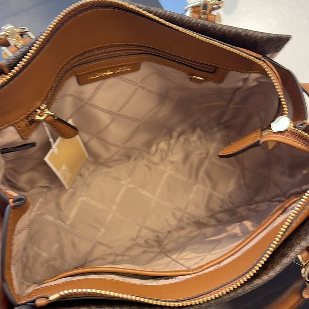 MICHAEL KORS Marilyn Md Signature Logo Convertible Satchel Crossbody
Brown/Acorn - Picture 8 of 16